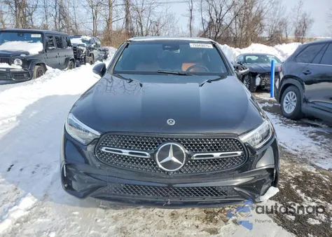 2024 Mercedes-Benz Glc Coupe 300 4Matic z USA, uszkodzony, nr VIN W1NKJ4HB9RF116898